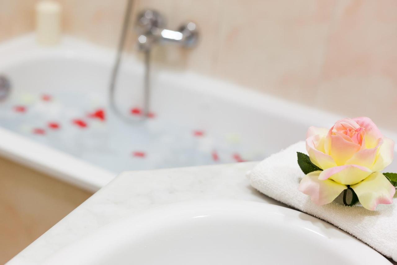 Hotel Suite Caesar Rome Buitenkant foto