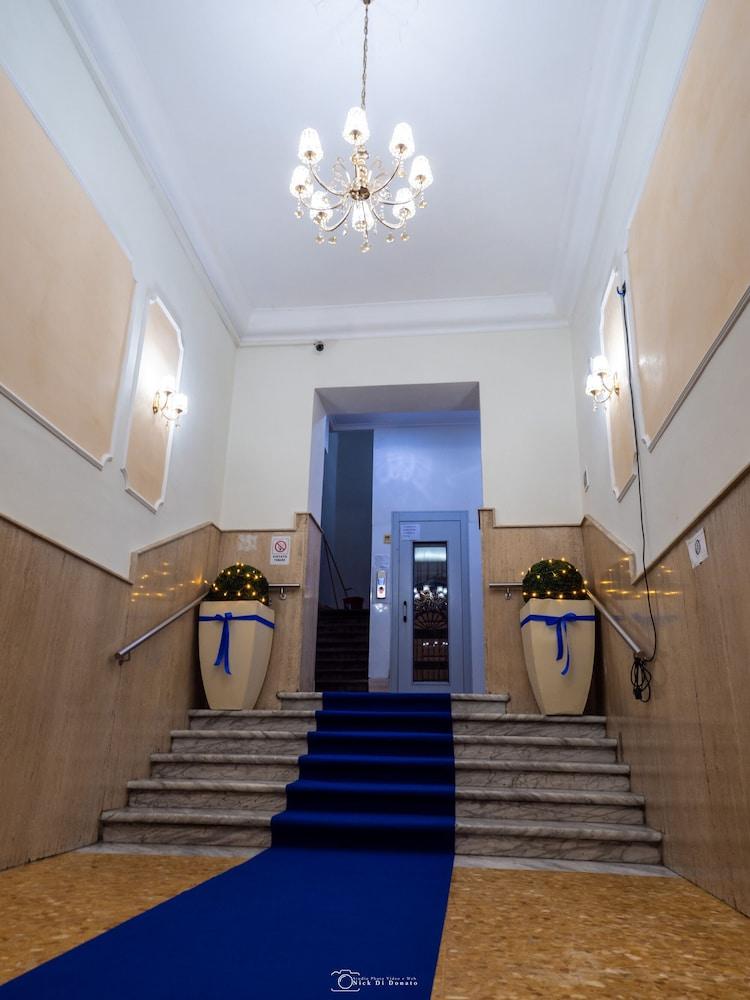 Hotel Suite Caesar Rome Buitenkant foto
